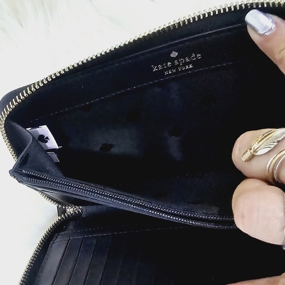 Kate Spade large wallet ID Clutch - Picture 9 of 10